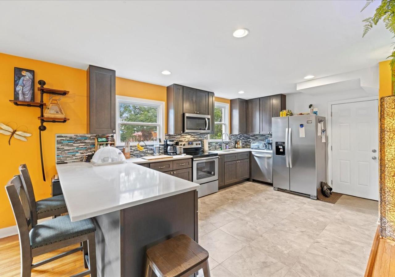 Charming 3 Bedroom House In A Quiet Neighborhood Columbus Exterior photo